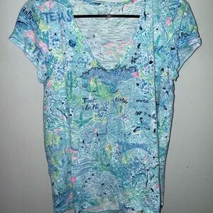 Lilly Pulitzer Etta V-Neck Lilly Loves Texas T-Shirt